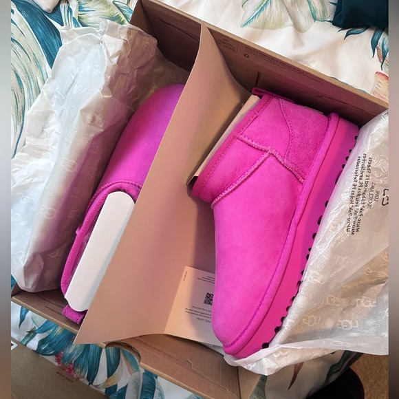 UGG Shoes Ugg Classic Ultra Mini Carnation Pink Size 6 Poshmark